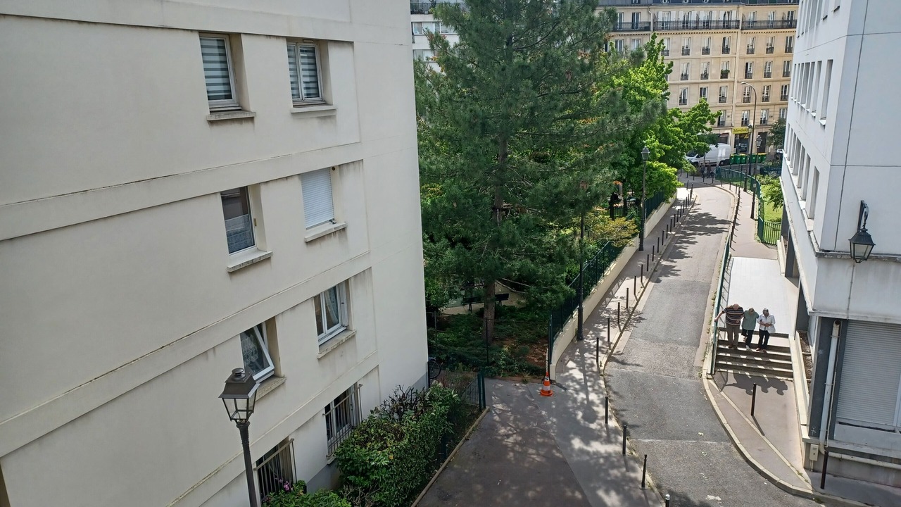 Photo of Others in Passerelle