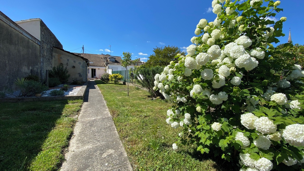 Photo of Outdoor in Miramont-de-Guyenne
