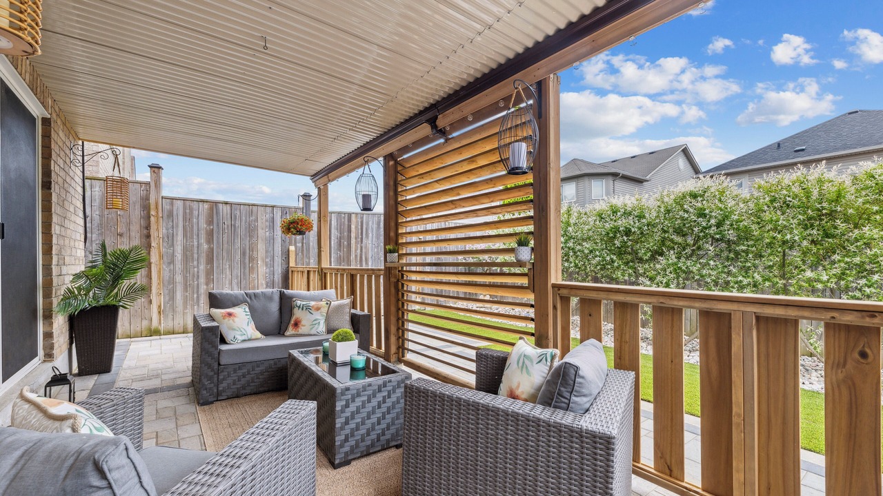 Photo of Patio Balcony in Bowmanville