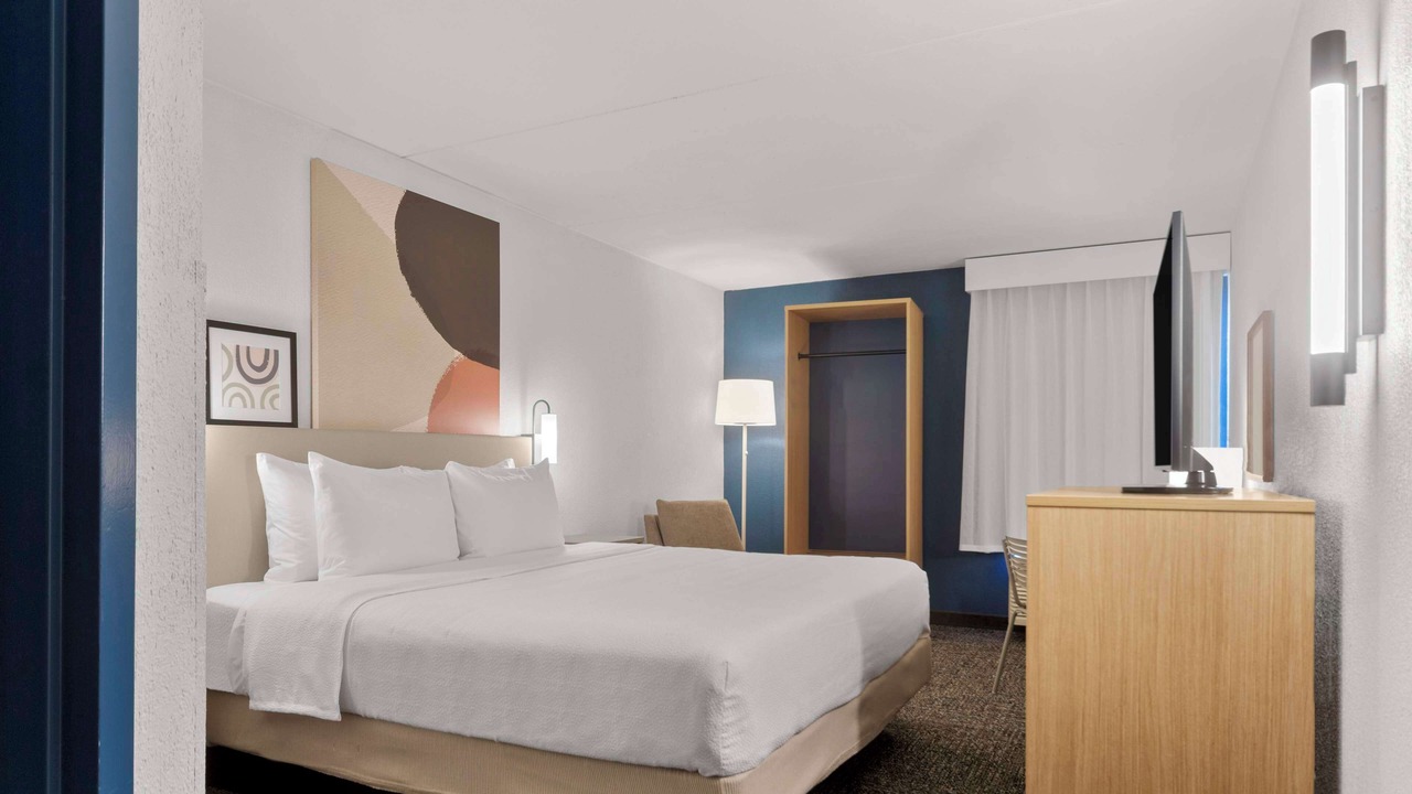 Photo of Bedroom in Grand Prairie