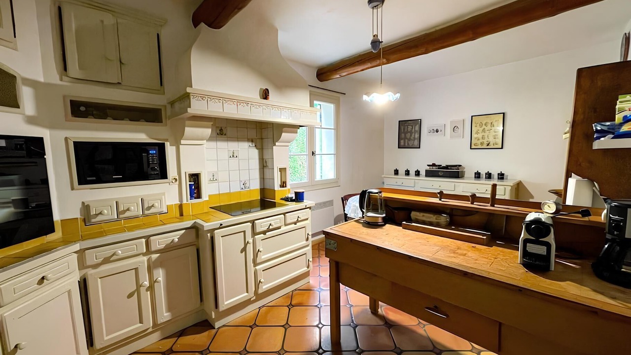 Photo of Kitchen in Saint-Julien-de-Peyrolas
