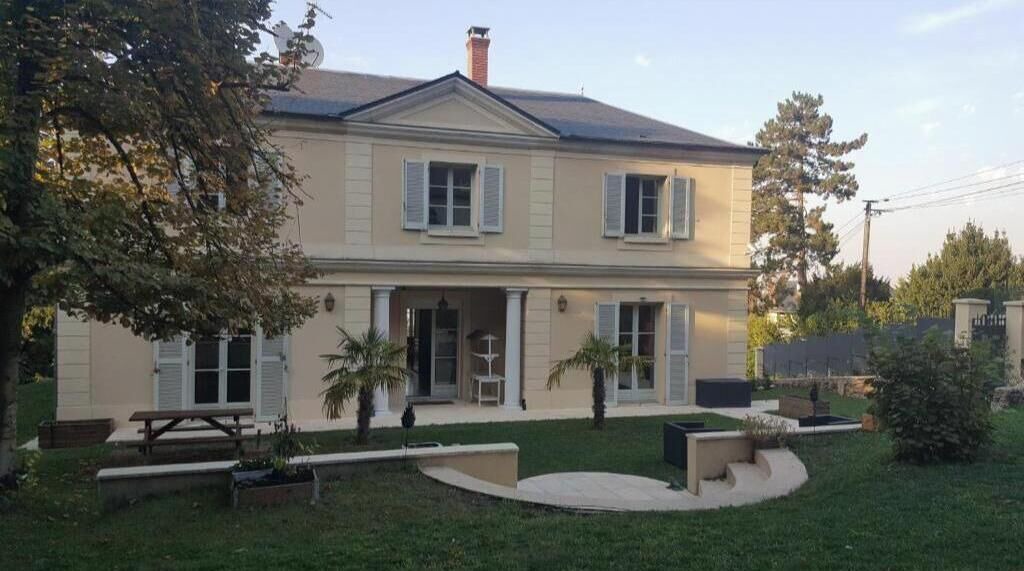 Photo of Outdoor in Bougival