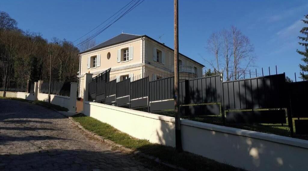 Photo of Outdoor in Bougival