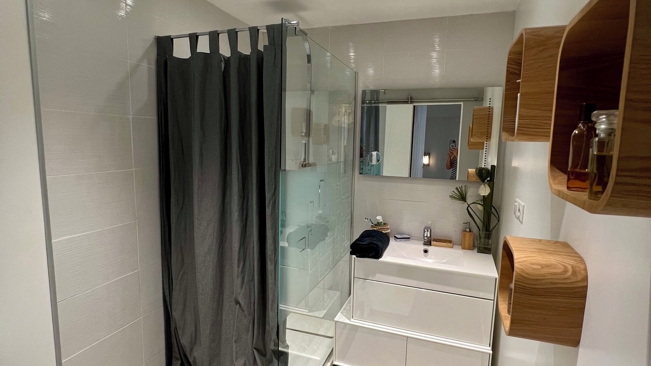 Photo of Bathroom in Millenaire