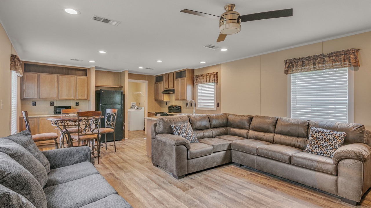 Photo of Livingroom in Jasper