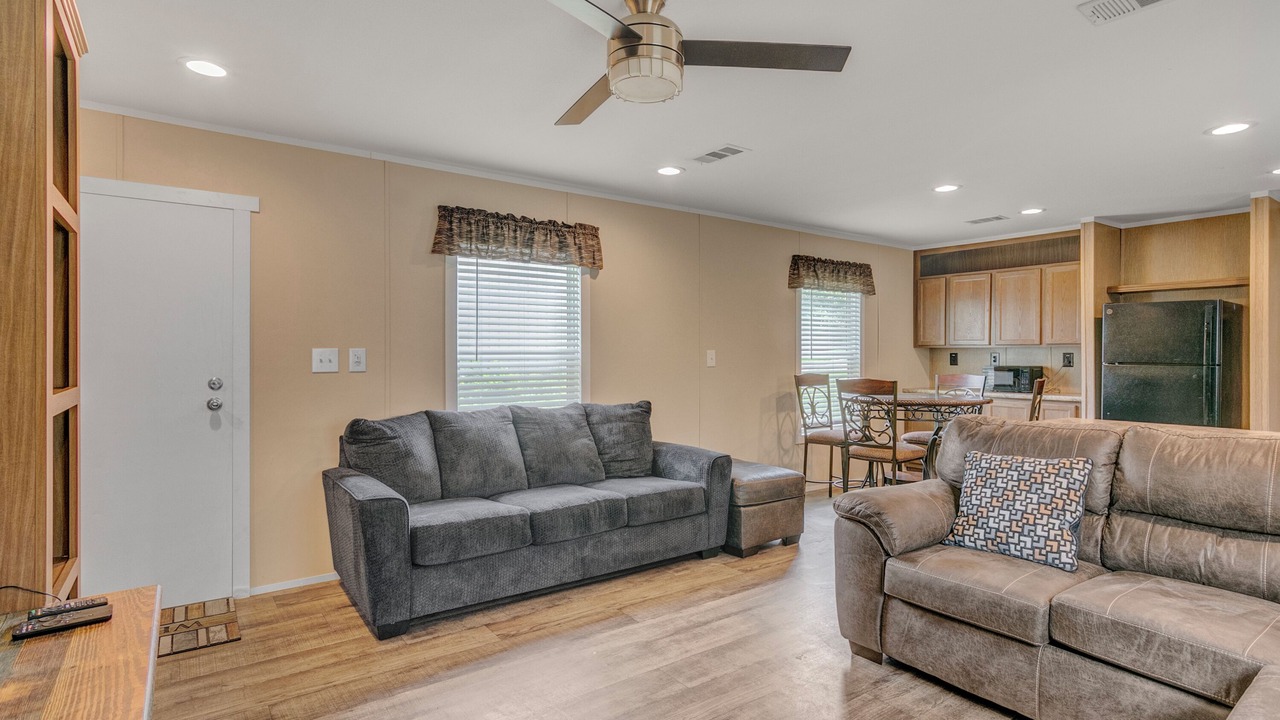 Photo of Livingroom in Jasper