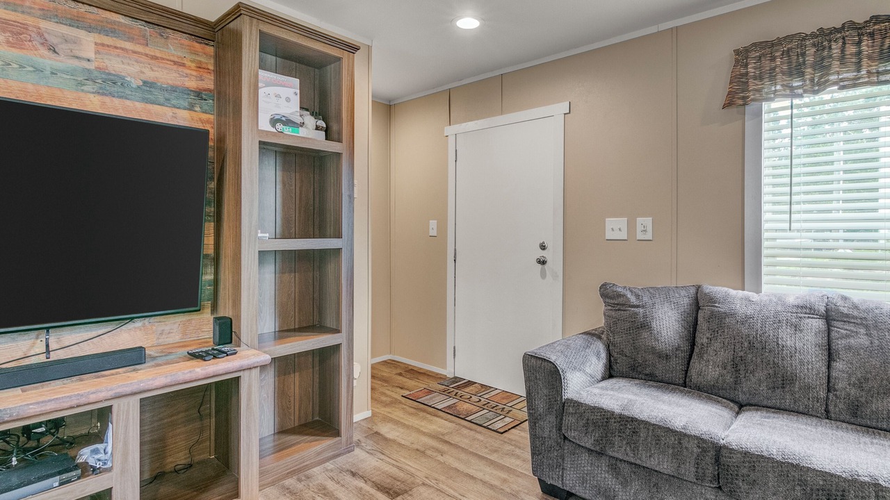 Photo of Livingroom in Jasper