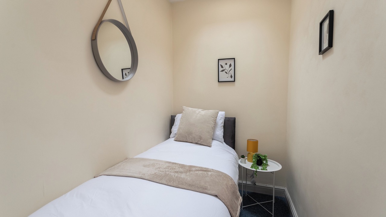 Photo of Others in Staple Hill