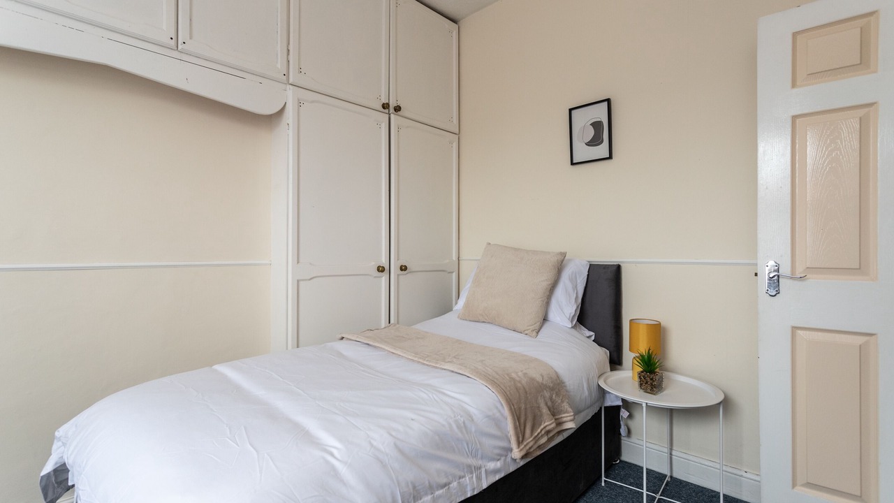 Photo of Others in Staple Hill