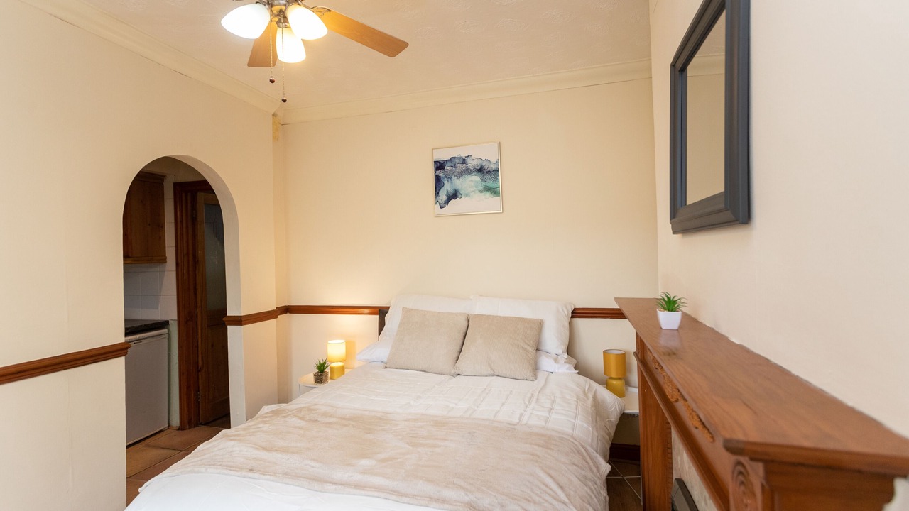 Photo of Others in Staple Hill