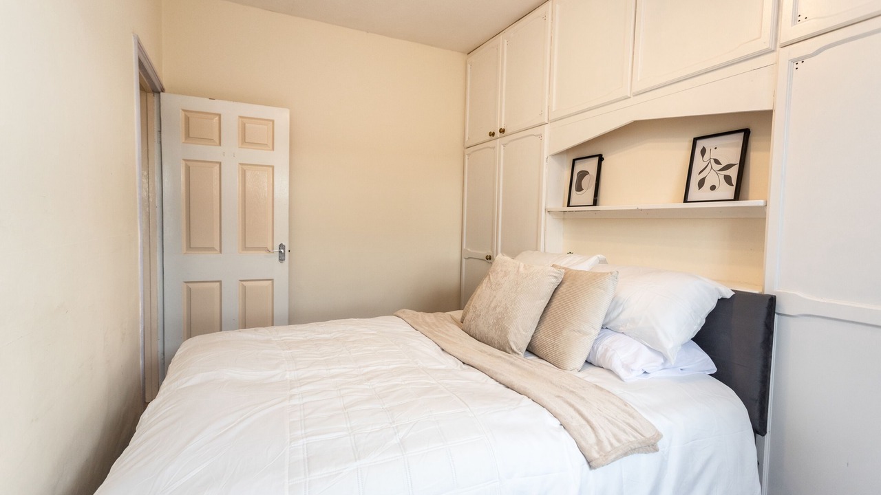 Photo of Others in Staple Hill