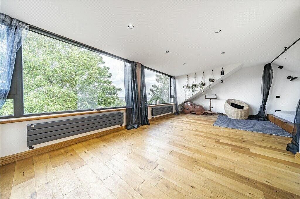 Photo of Others in Belvedere