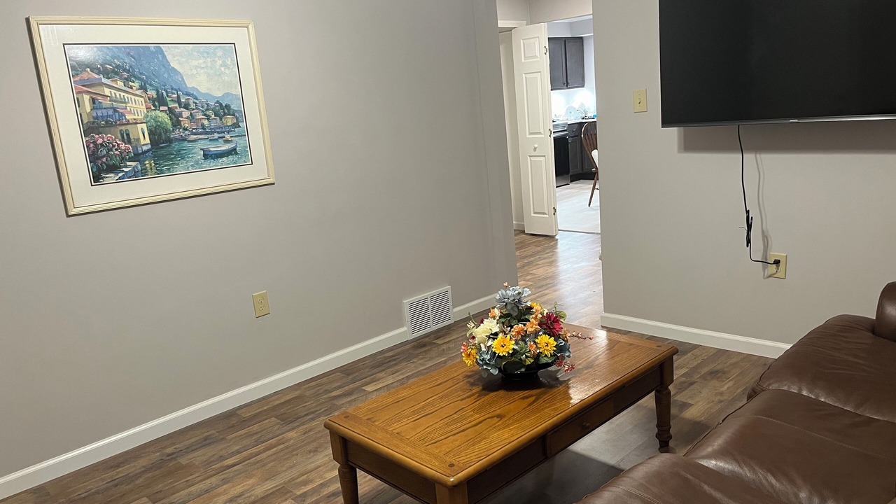 Photo of Livingroom in St. Louis