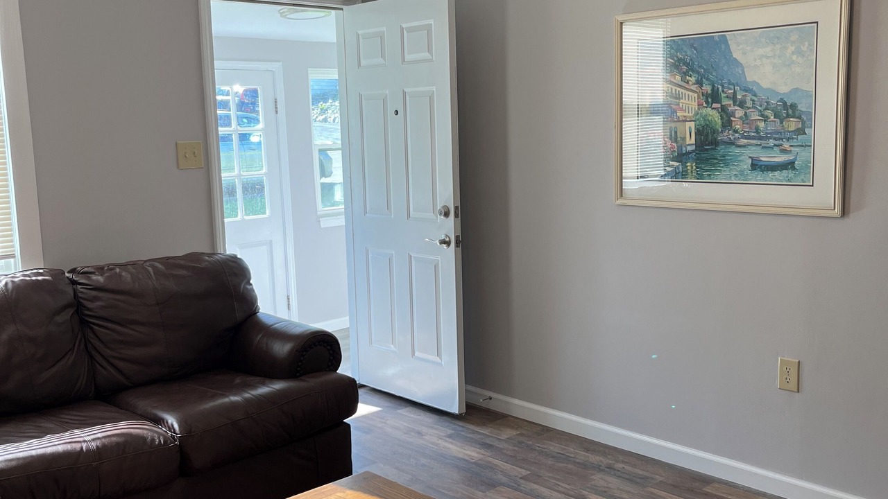 Photo of Livingroom in St. Louis