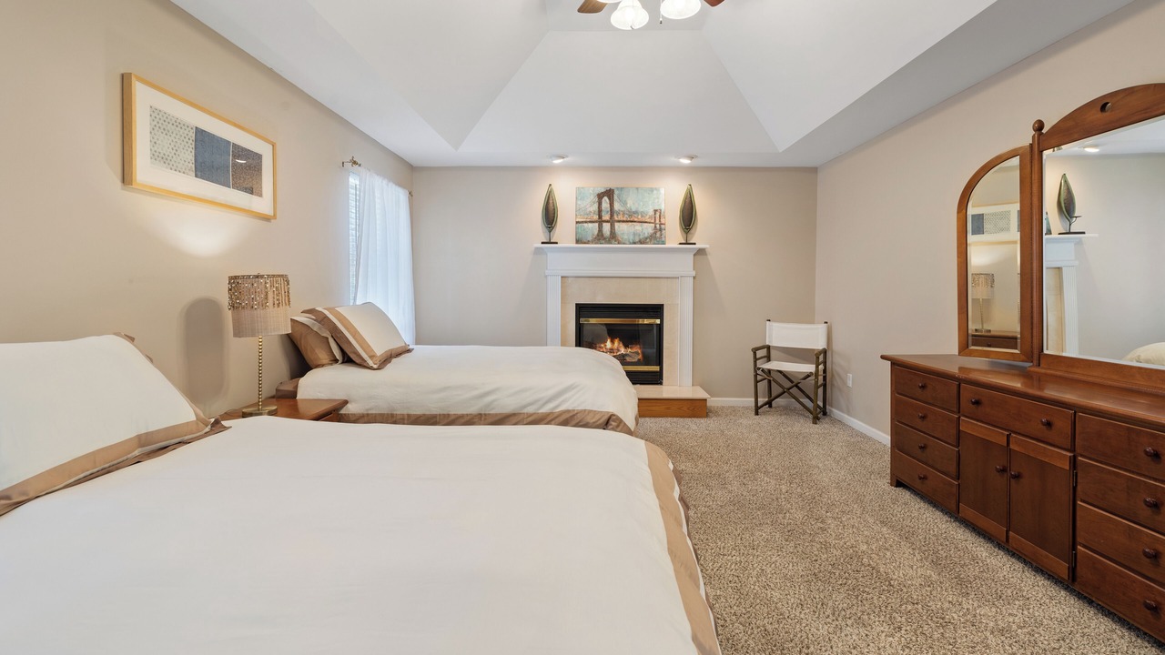 Photo of Others in Monroe