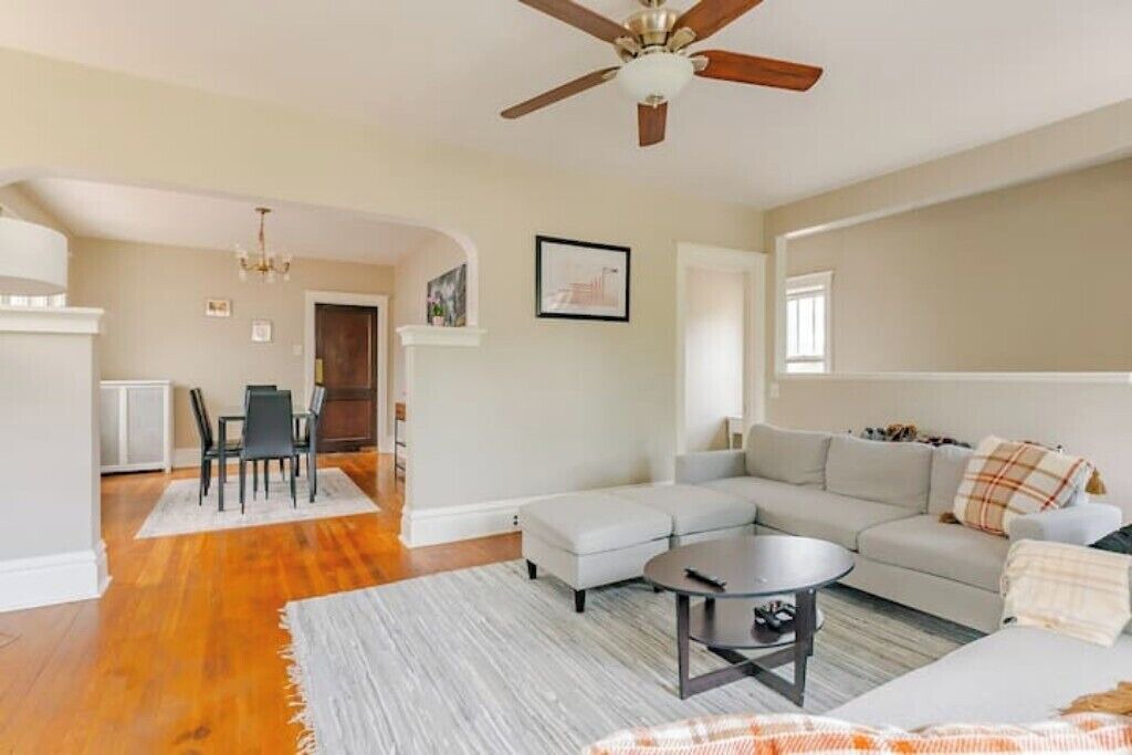 Photo of Livingroom in Richmond Heights