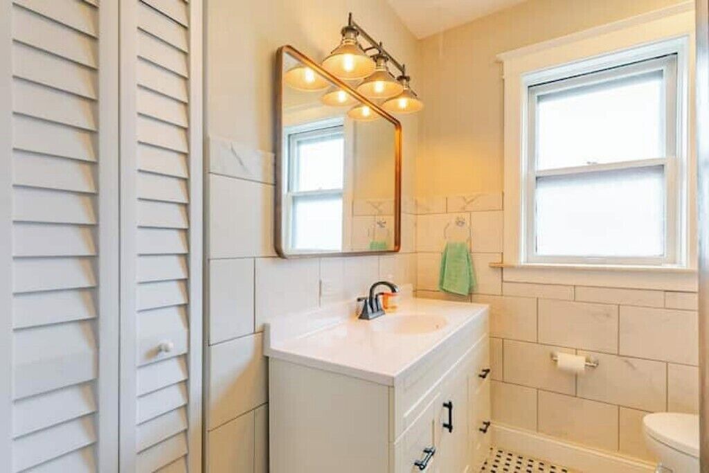 Photo of Bathroom in Richmond Heights