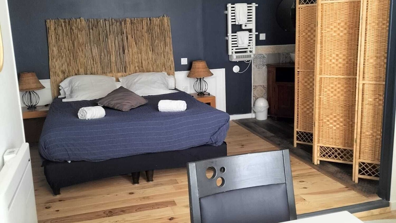 Photo of Others in Chenay