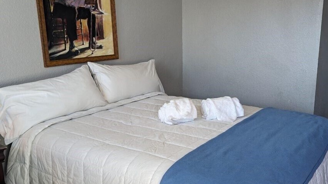 Photo of Bedroom in Pittmann