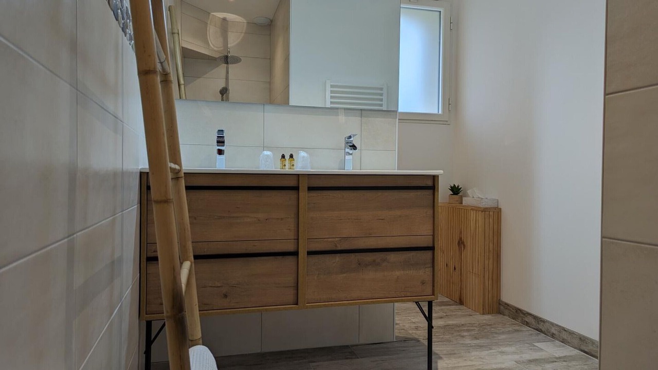 Photo of Bathroom in Chateauneuf-sur-Charente