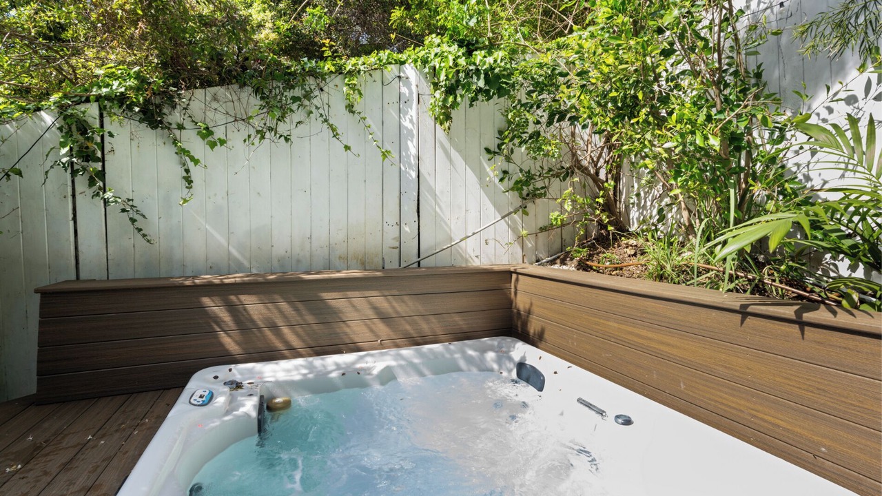 Photo of Outdoor in Beverly Glen