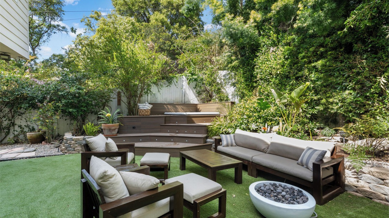 Photo of Outdoor in Beverly Glen
