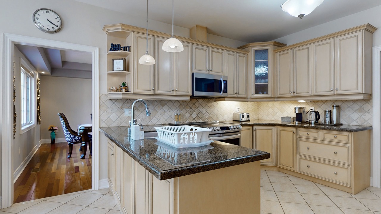 Photo of Kitchen in Caledon
