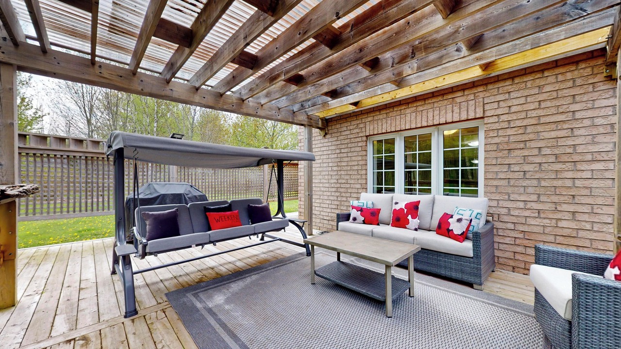 Photo of Patio Balcony in Caledon