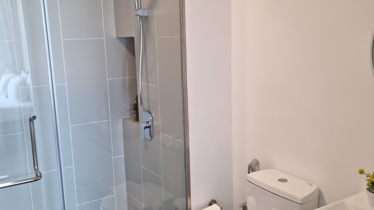 Photo of Bathroom in Maluri