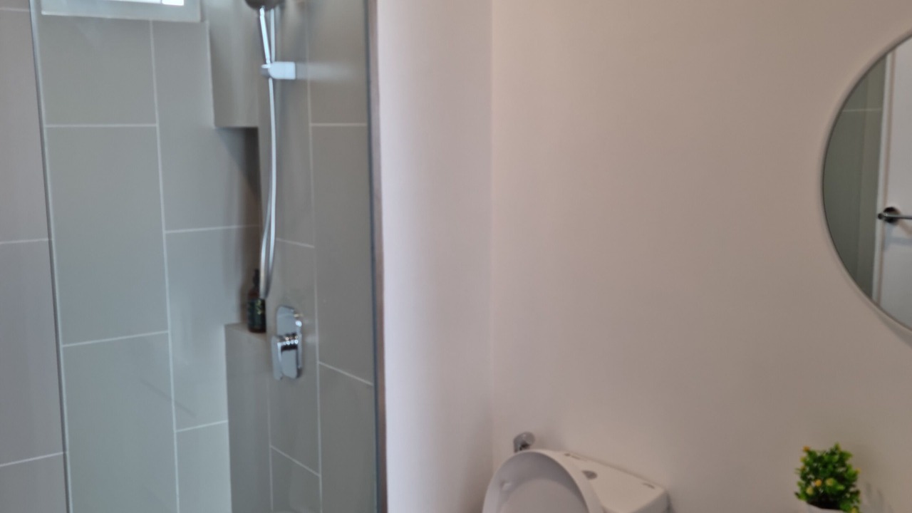 Photo of Bathroom in Maluri