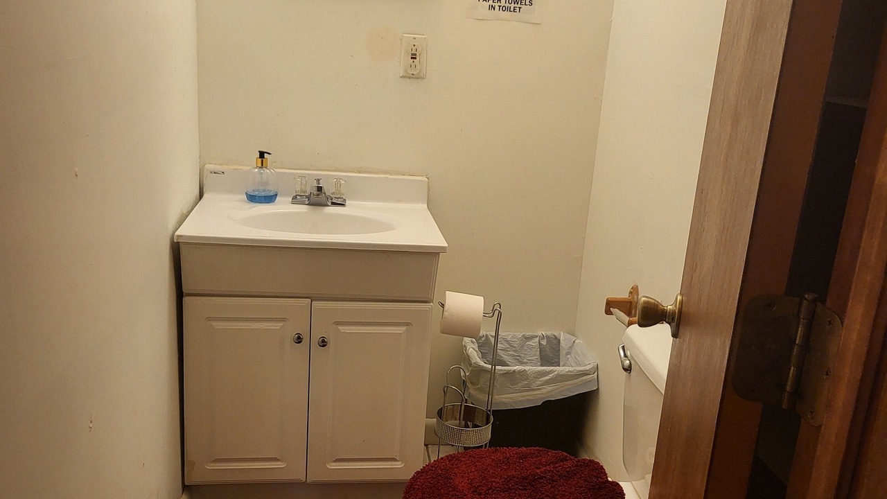 Photo of Others in Helena