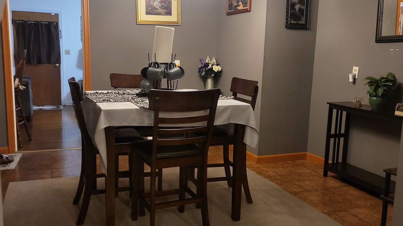 Photo of Others in Helena