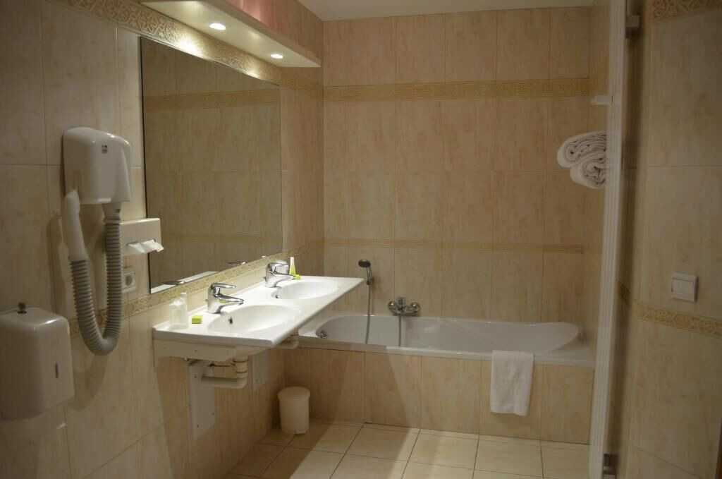 Photo of Others in Cluny