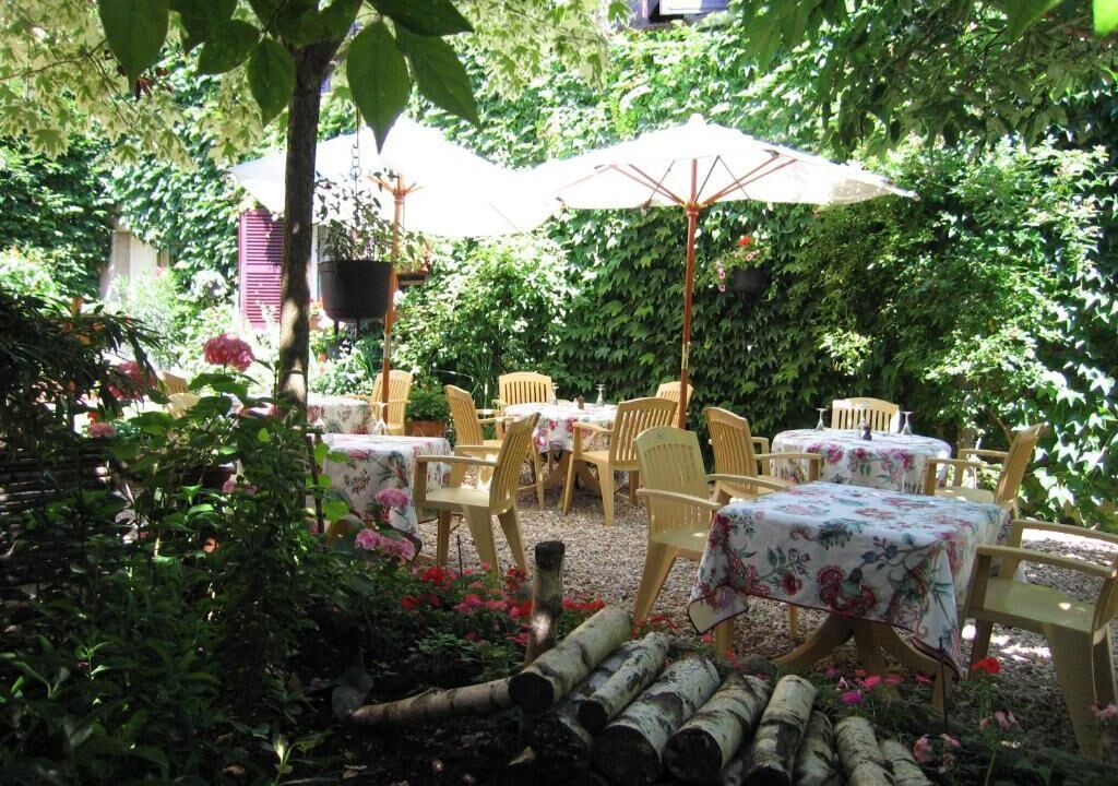 Photo of Others in Cluny