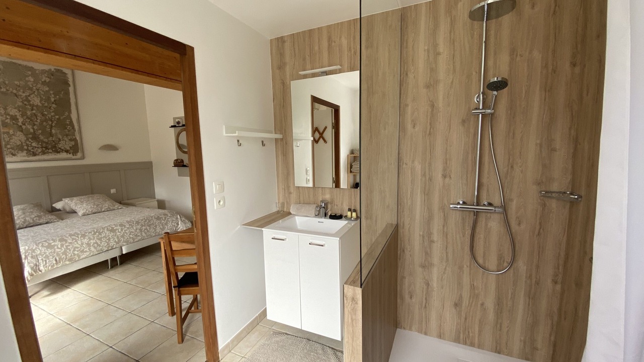 Photo of Bathroom in Contremoulins