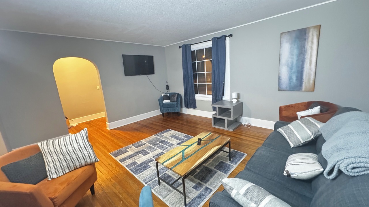 Photo of Livingroom in Blair