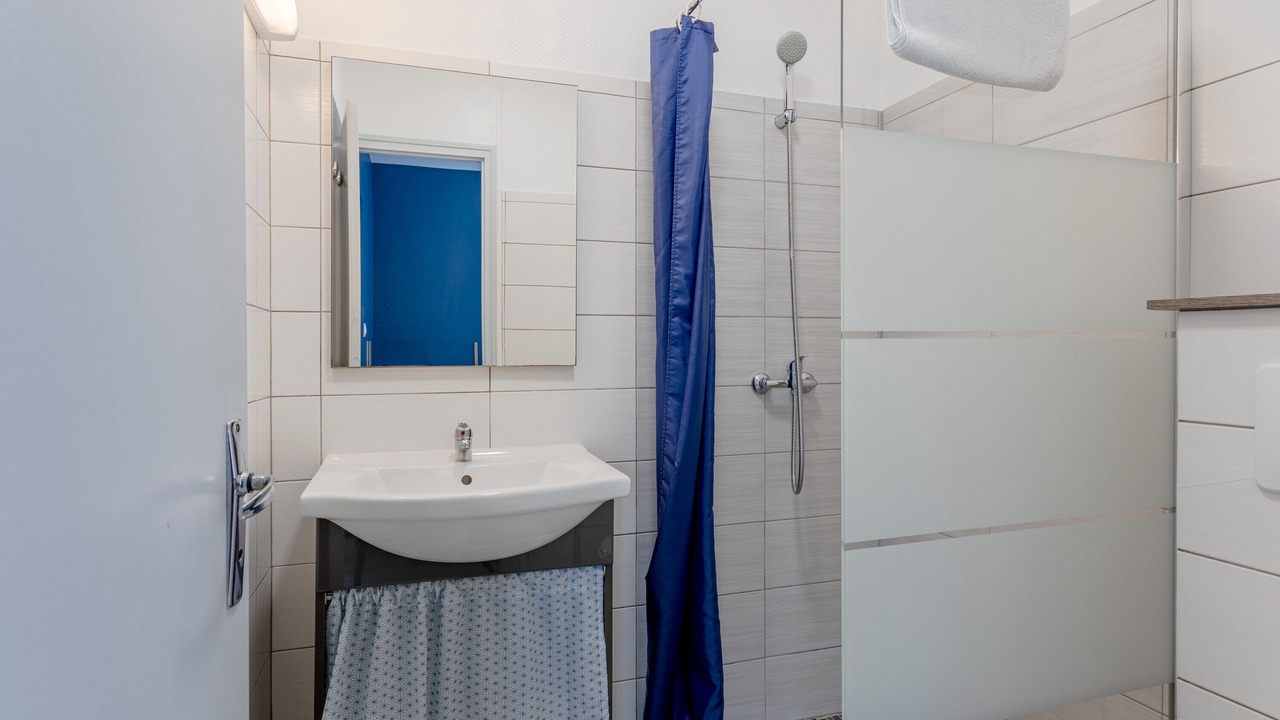 Photo of Bathroom in Mache