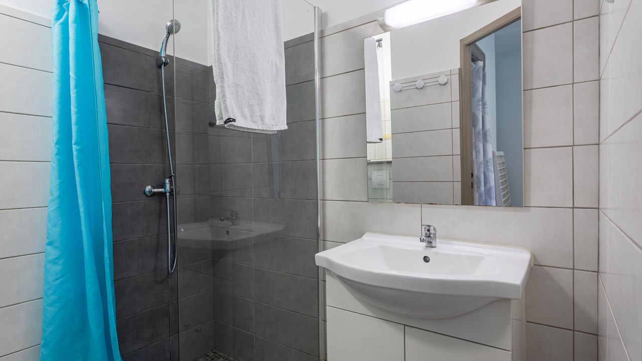 Photo of Bathroom in Mache