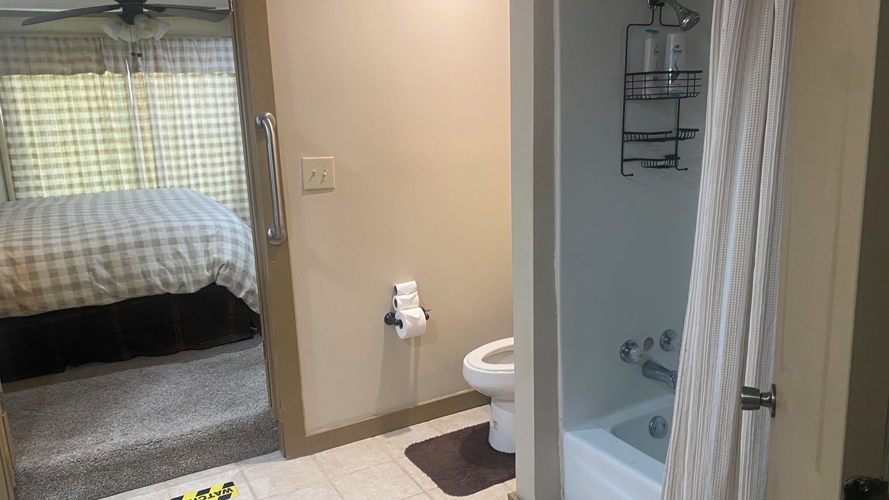 Photo of Others in Tunica