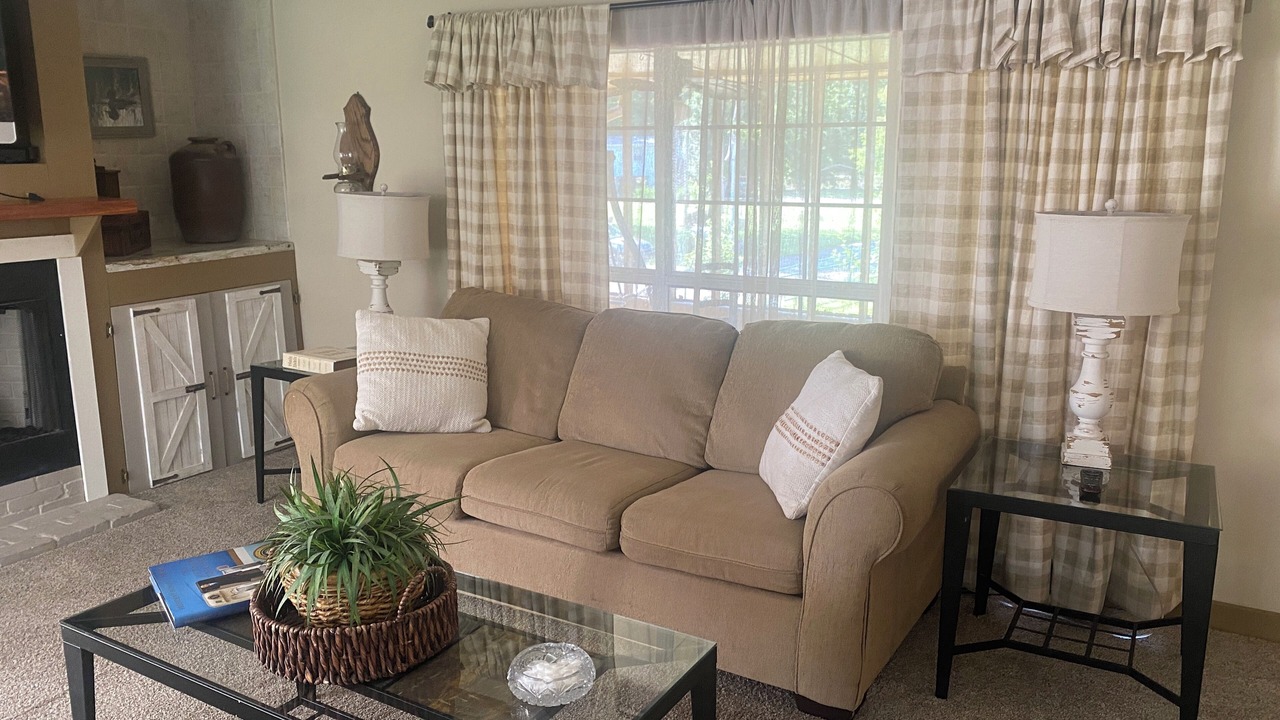 Photo of Others in Tunica