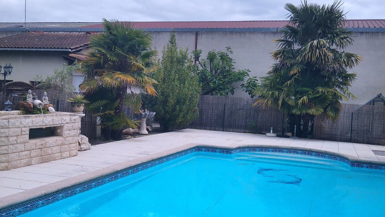 Photo of Outdoor in Genay