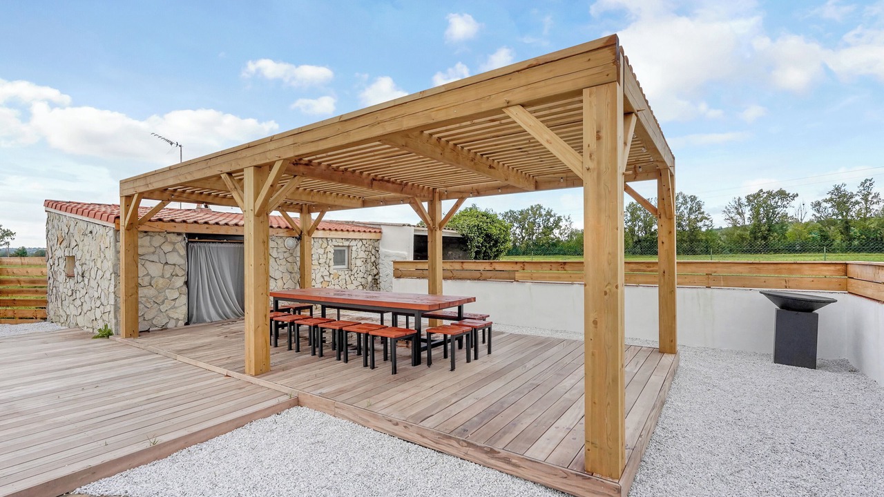 Photo of Outdoor in Saint-Jory
