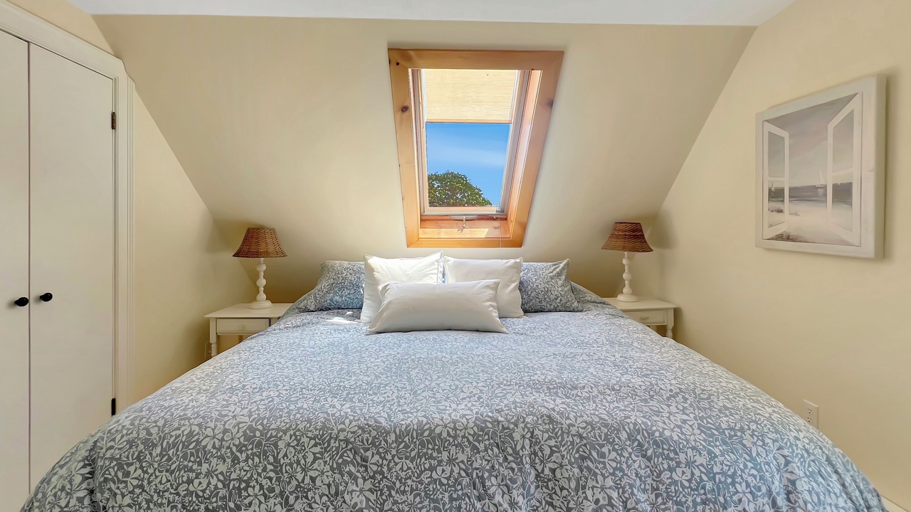 Photo of Others in Roseway