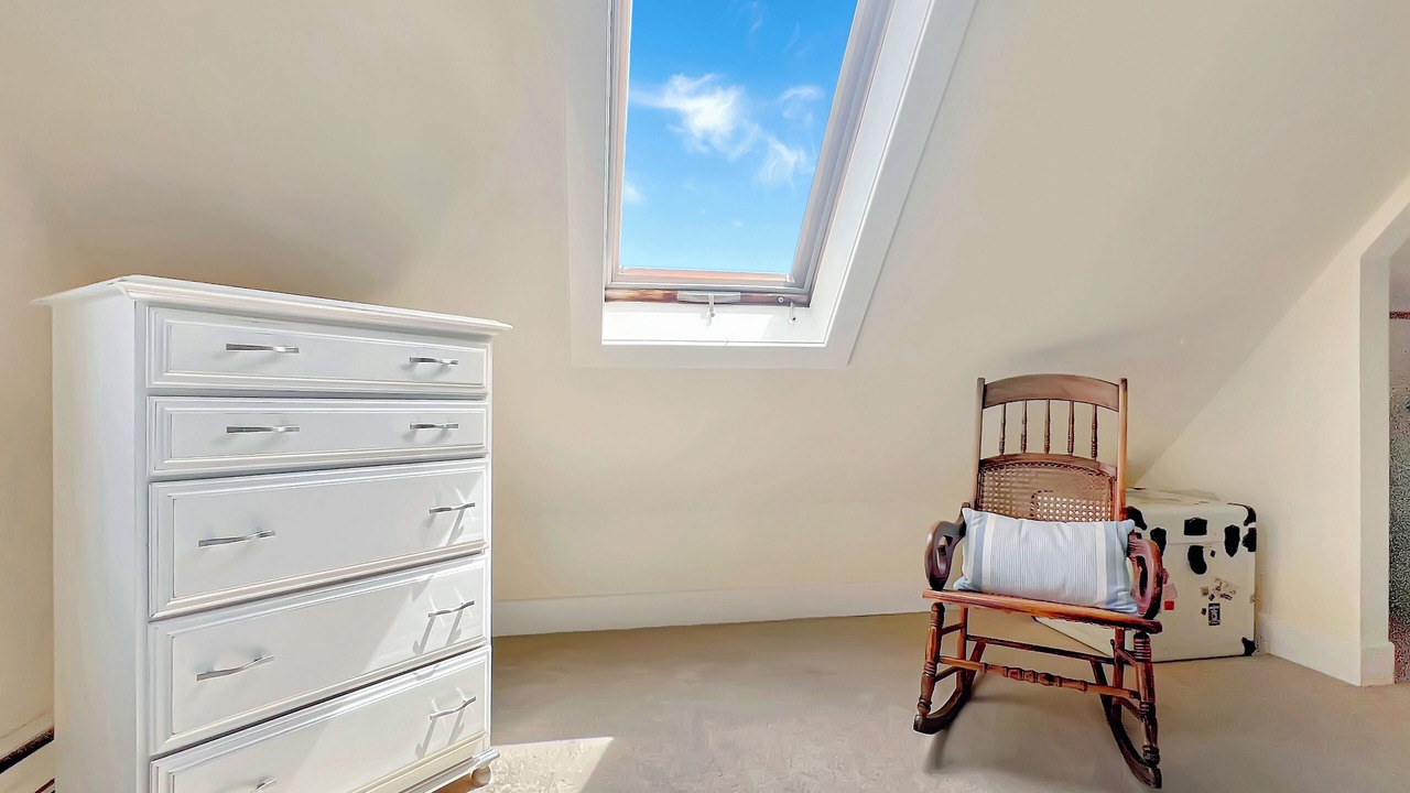 Photo of Others in Roseway