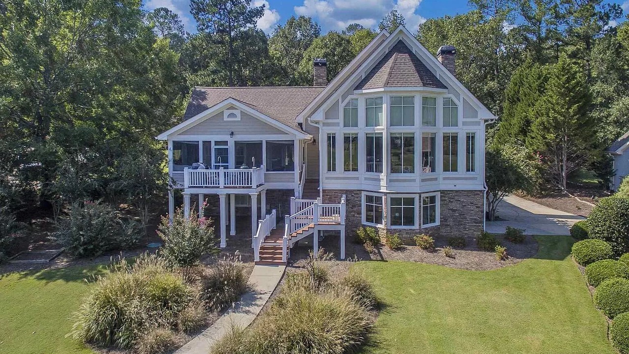 Photo of Outdoor in Reynolds Landing