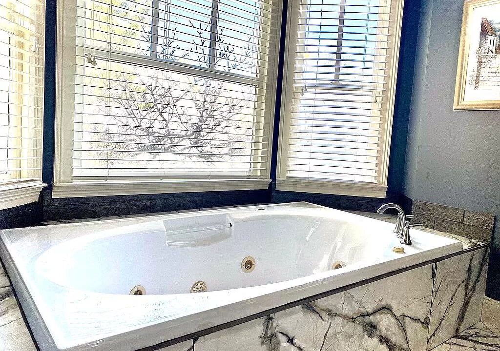 Photo of Others in Reynolds Landing