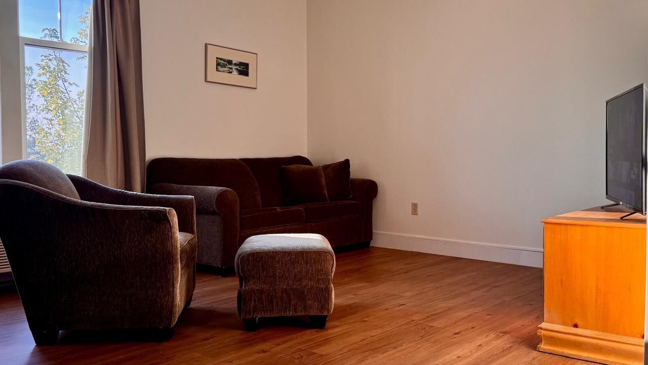 Photo of Livingroom in St. Mary's