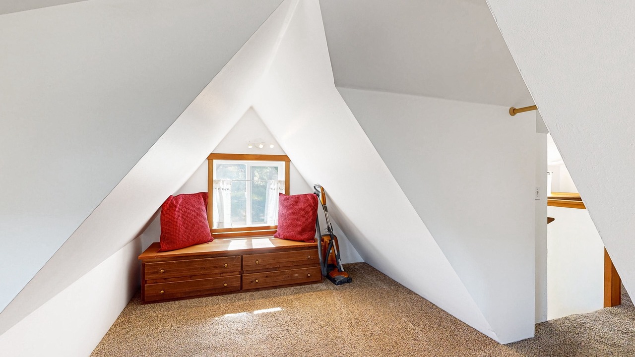 Photo of Others in Mosier