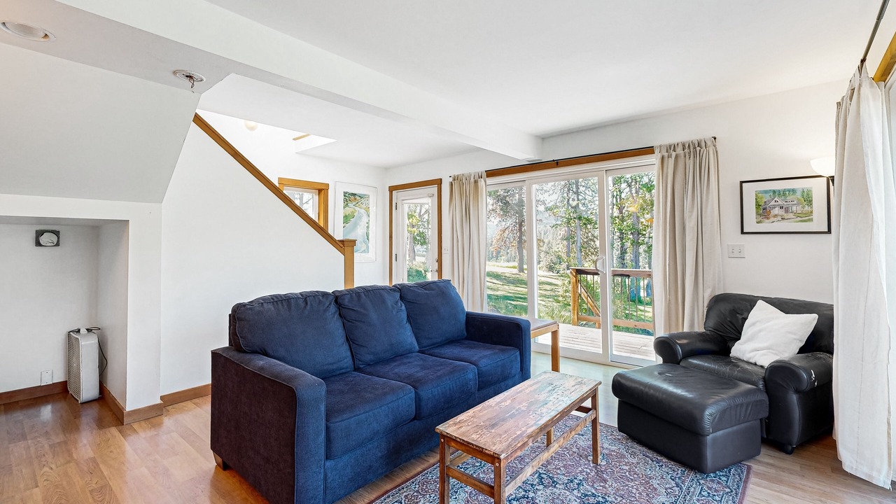 Photo of Others in Mosier