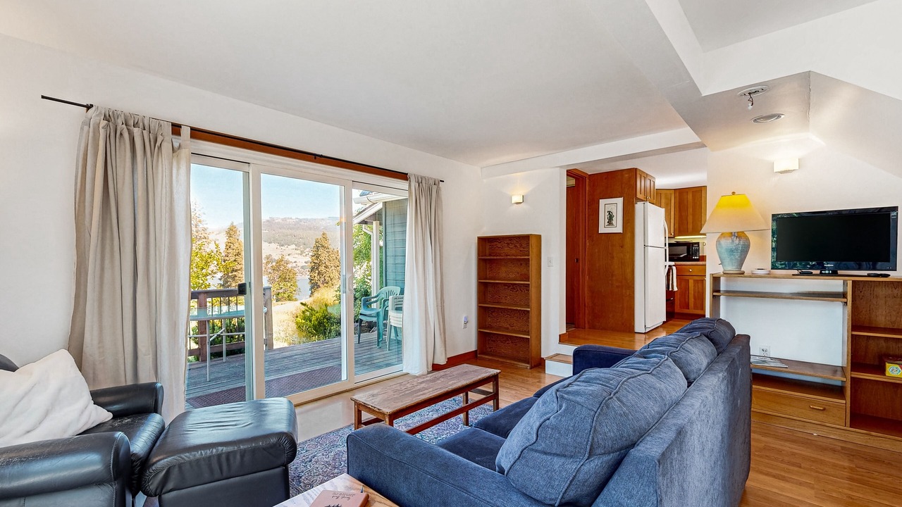 Photo of Others in Mosier